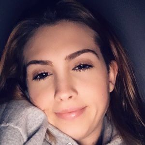 Meet your Posher, Alisha